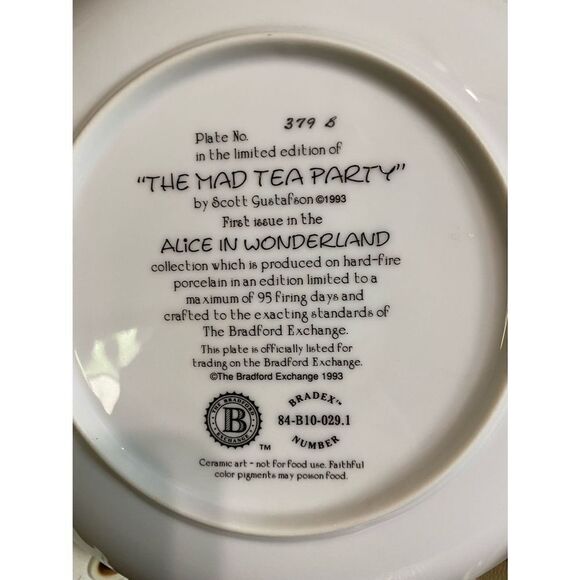 VINTAGE 1993 The Bradford Exchange Alice in Wonderland plate - Picture 2 of 5